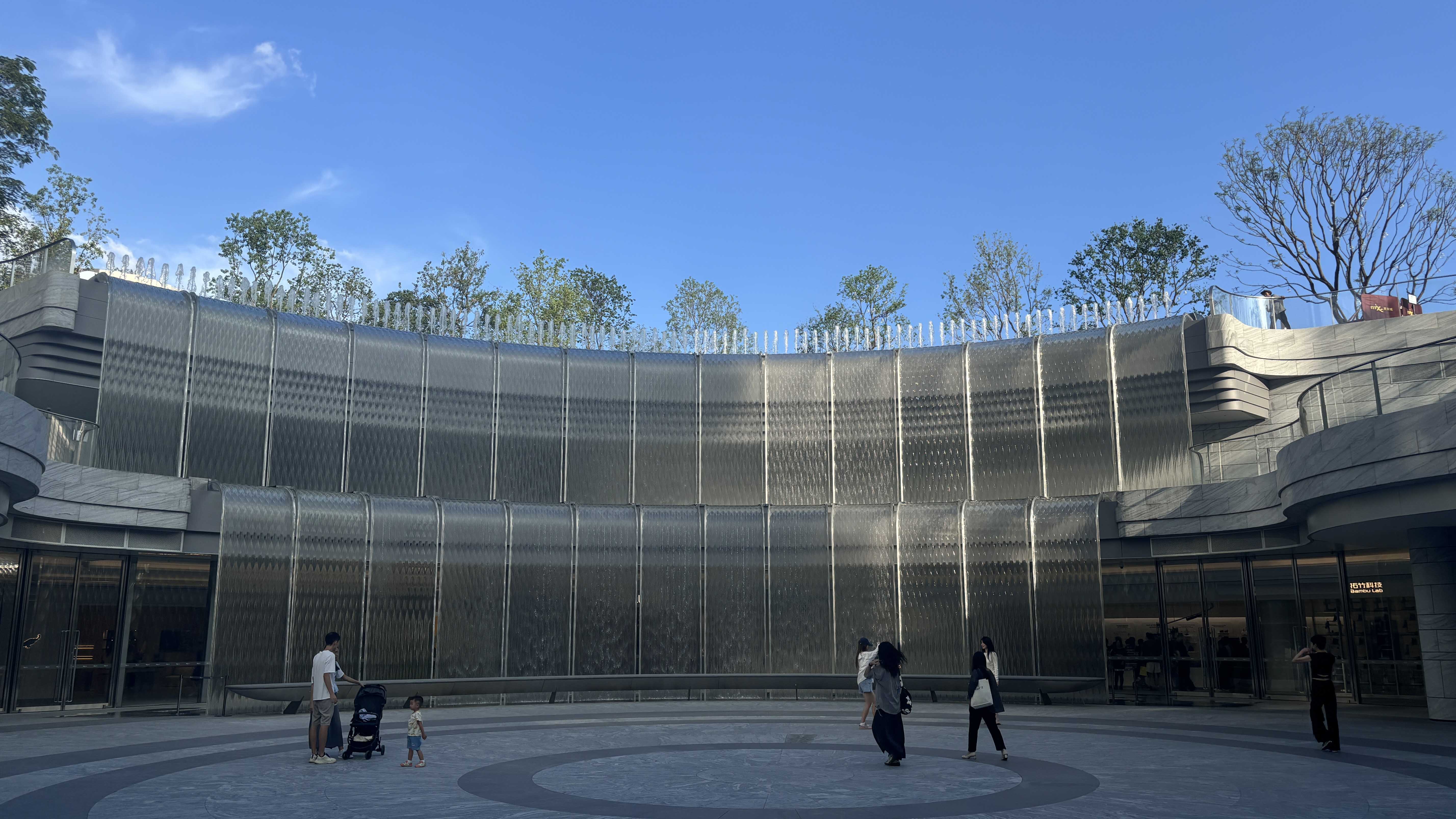 6686体育变频器：奏响深圳湾万象城音乐喷泉的“水之交响乐”！