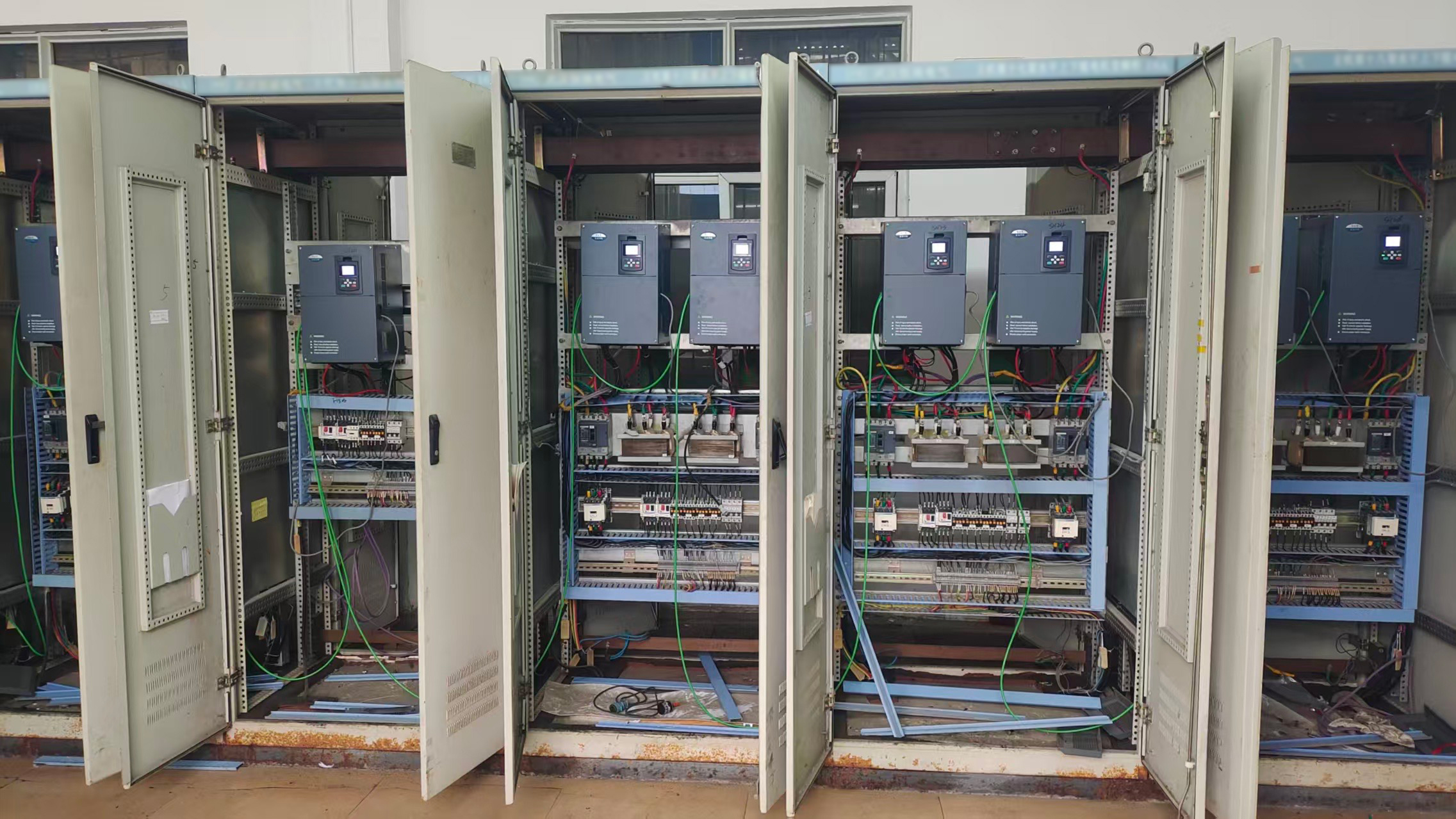 6686体育V9-H系列变频器：助力钢厂1250冷弯机组生产线“焕新升级”！